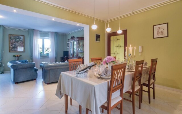 Beautiful Home in Pula With Wifi and 2 Bedrooms