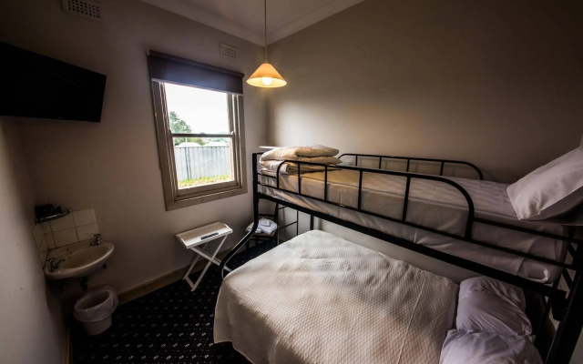 Rooms at Carboni's – Guest Rooms – Ballarat
