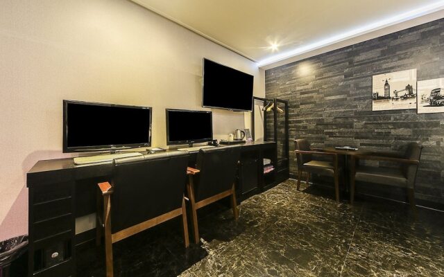 Bonathree Hotel