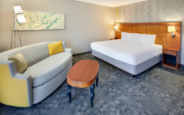 Courtyard by Marriott Cleveland Beachwood