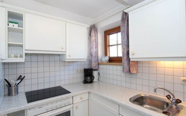 Cozy Apartment in Waidring Near Ski Area