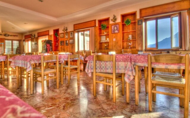 Albergo De Jean