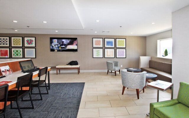 Holiday Inn Express Branford-New Haven by IHG