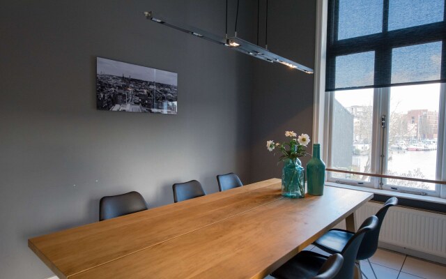 Flonk hotel Groningen centre
