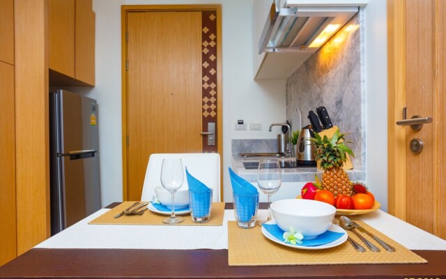 Aristo 2 Beach Front - by Holy Cow 319