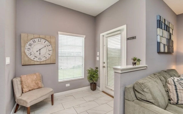 3097pequod 5 Bedroom Townhouse by RedAwning