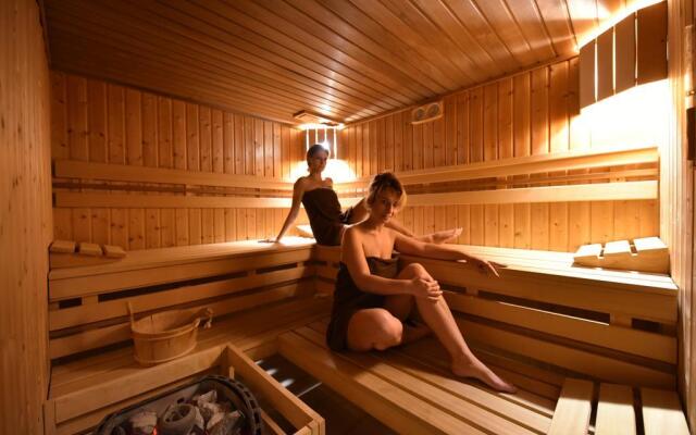 Aviator Hotel Wellness & SPA