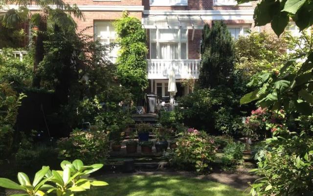 Vondelparkmuseum B&B