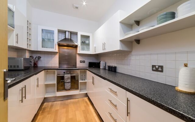 Comfort Zone Parkside Apartment Hotel Birmingham