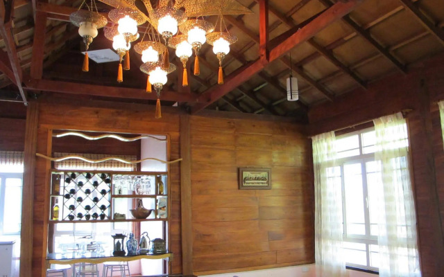 Monte Costa Resort