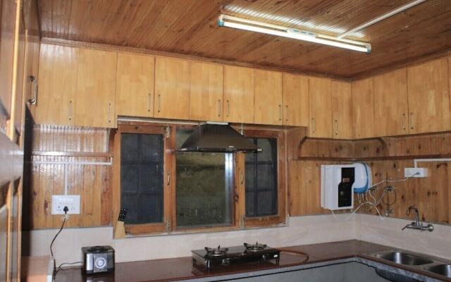 AJ Himalayan Homestay