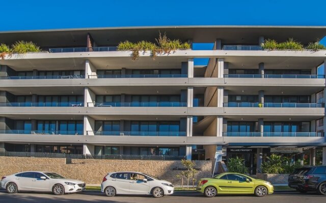 Relaxing Parramatta Apartment With Parking
