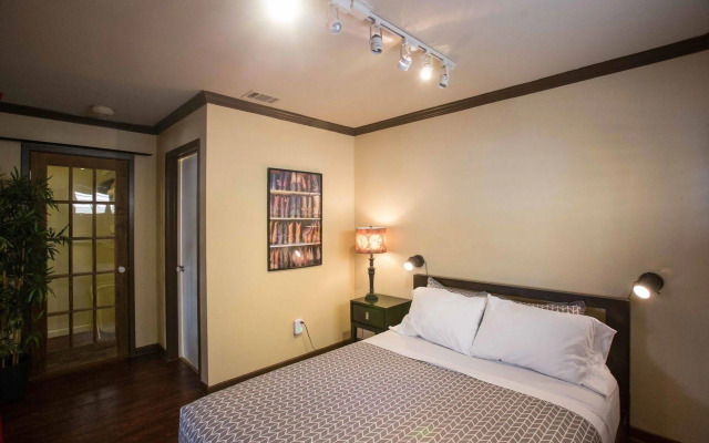 Residences at The Railyards - Downtown Austin