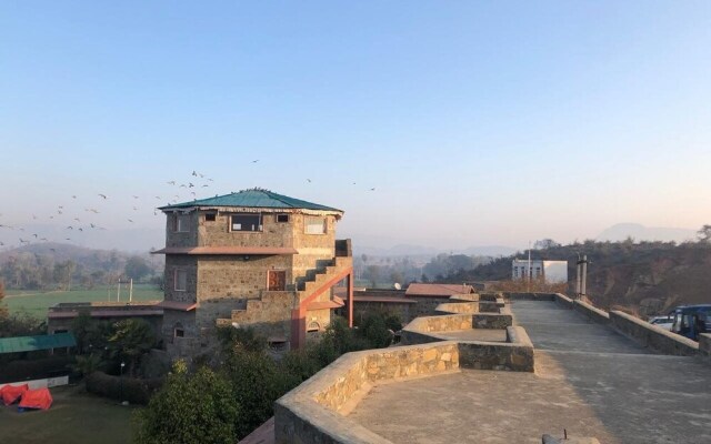 Van Chhavi Resort
