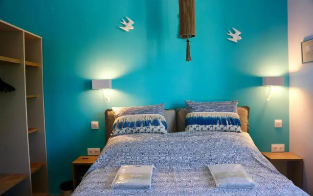 Casa Anthos Free Parking
