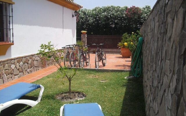 Cadiz 101737 3 Bedroom Holiday home By Mo Rentals