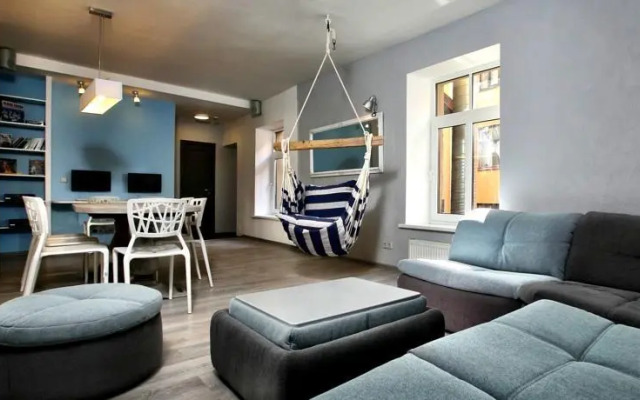Wicked Weasel Hostel