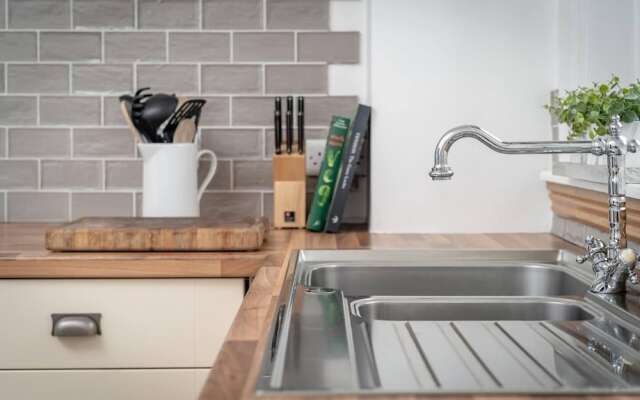 Heavenly Heather Cottage