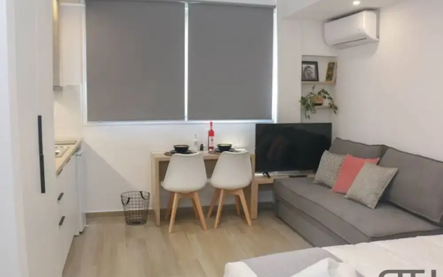 New Studio 4 Downtown Thessaloniki-fully Equipped