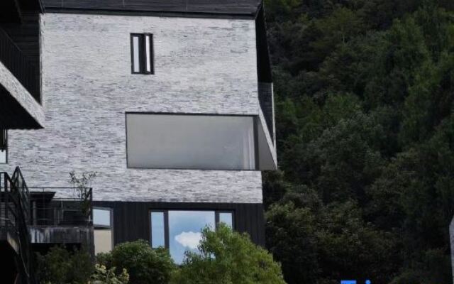 Xianhe Mountain Guesthouse