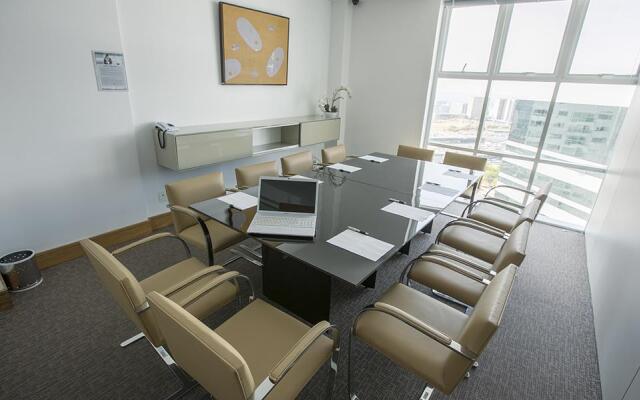 Biarritz Hplus Long Stay