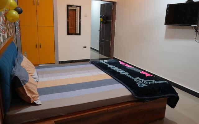 Hotel Nakshtra, Shrungartali