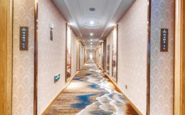 Vienna International Hotel (Tianjin Ling'ao)