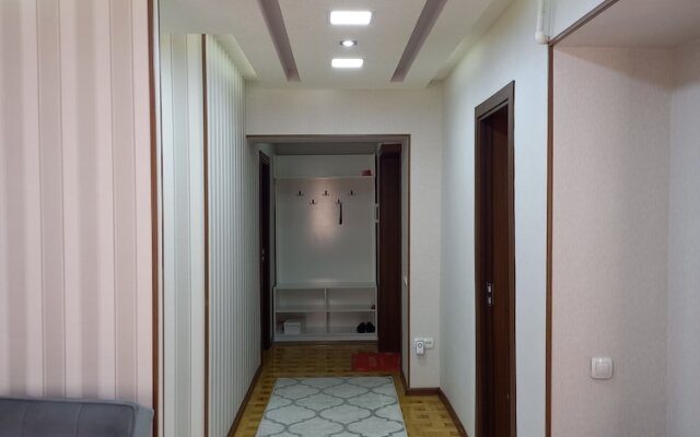 4-bed Apartment in Tashkent City Center C1