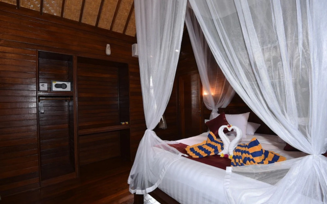 Sunday Huts Lembongan