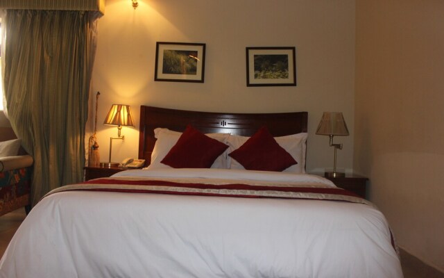 Carlson Hotel