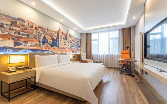 Joy Fall Hotel