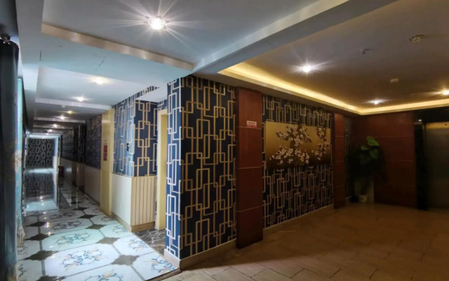 Linwu Mingguan Boutique Hotel(临武铭冠精品酒店)