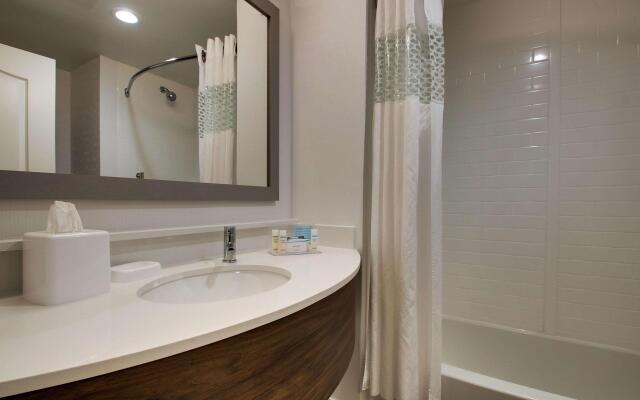 Hampton Inn & Suites Chicago/Aurora