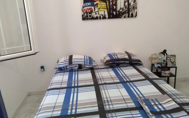 Apollon Apartments H-1