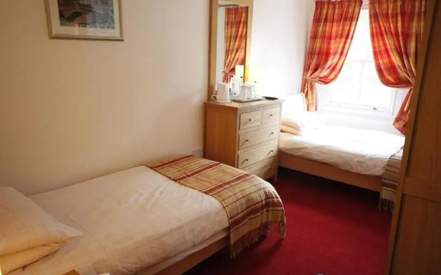 The Elphinstone Hotel