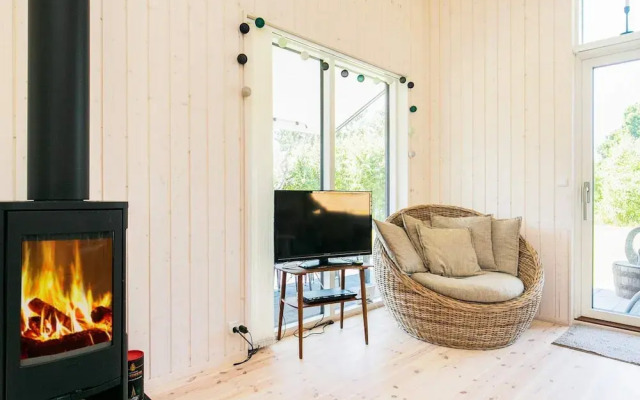 6 Person Holiday Home in Hals