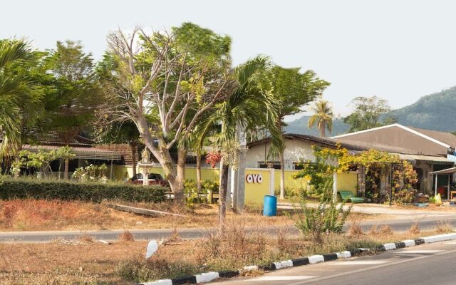 OYO 674 Greenery Home