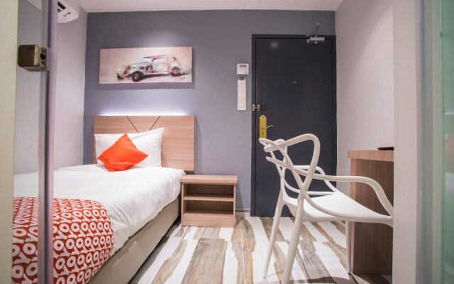 OYO 1126 Gs Hotels (Sanitized Stay)