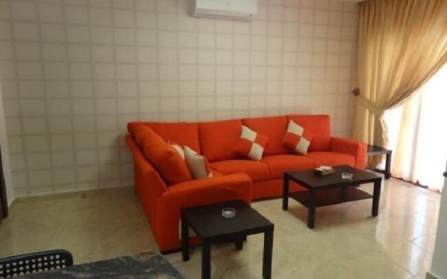 Golden Palace Hotel Apartments