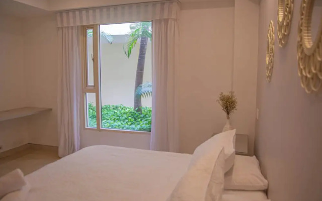 San Diego 974 Suites