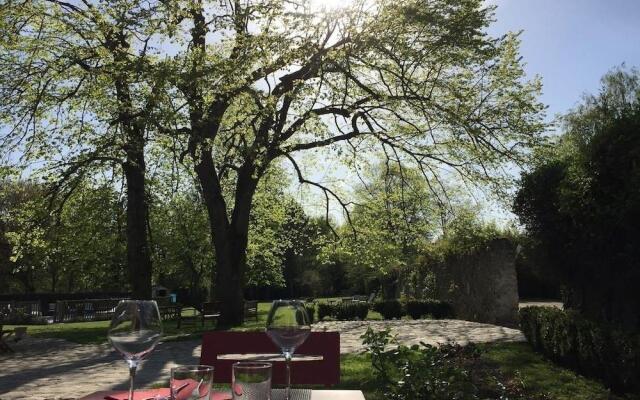 Hotel***Aunette Cottage Senlis