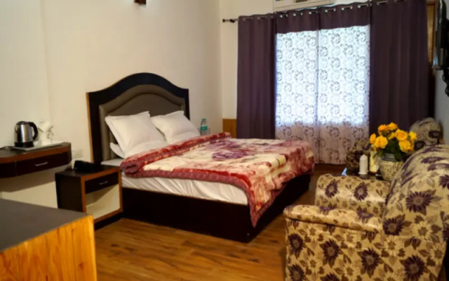 Manali Valley Resort