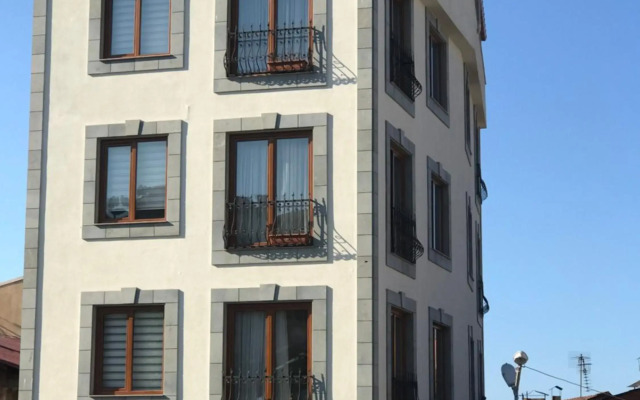 Senturkler Suite