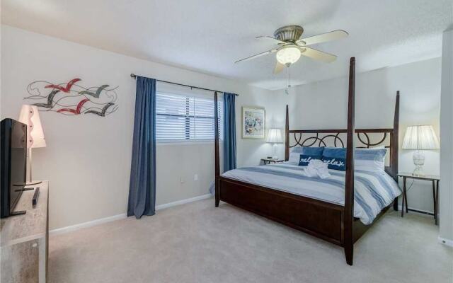 Seashell 19 - Two Bedroom Condo