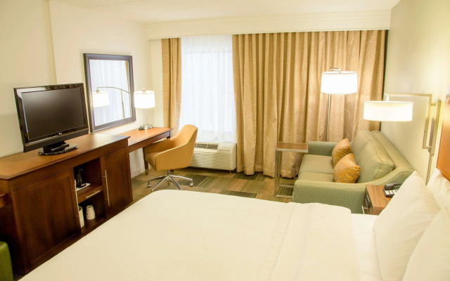 Hampton Inn & Suites Albany-Downtown