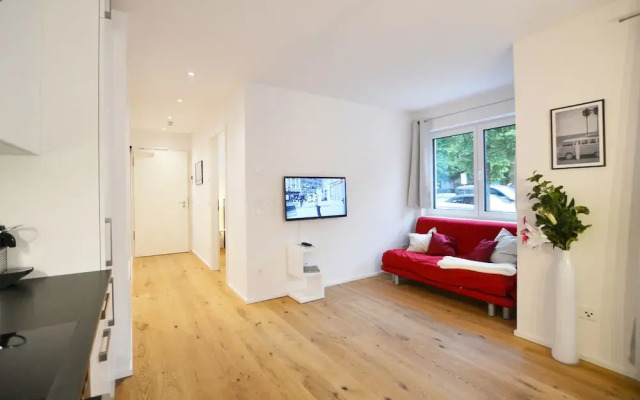 Modern apartment near downtown