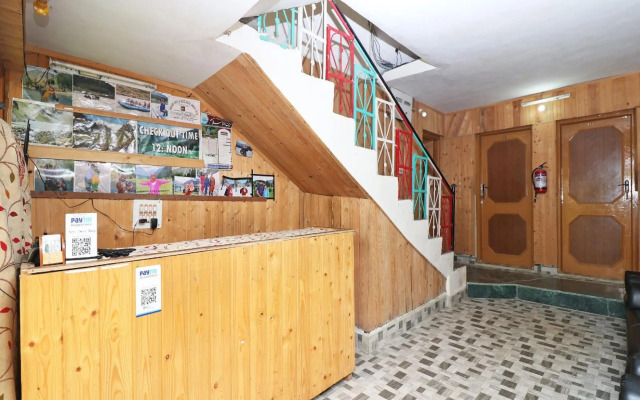 Oyo 18770 Hotel Indian Palace