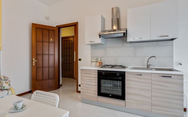 Pretty Apartment in Santa Venerina With Garden