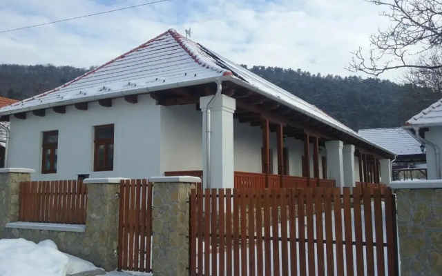 Vár-Kert Vendégház