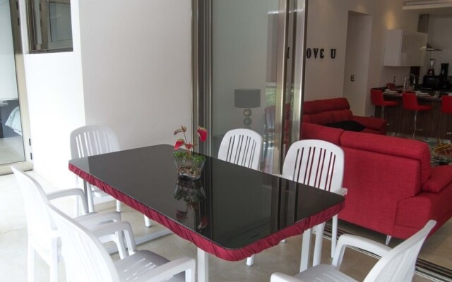 Menesse 25-26-302 by iMexico